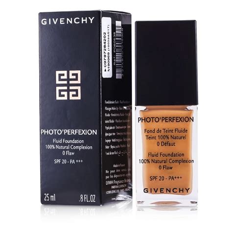 GIVENCHY Photo'Perfexion Fluid Foundation SPF 20 .